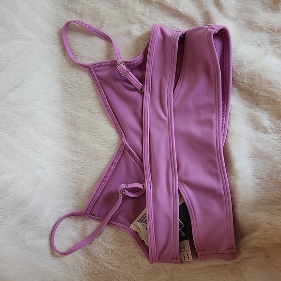 Abercrombie & Fitch 2 pc swimsuit size 9/10 - Picture 4 of 4